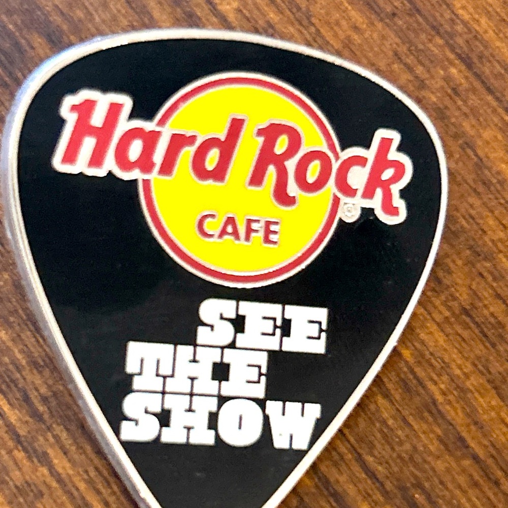 Hard Rock Cafe 2012 "SEE THE SHOW" GUITAR PICK PIN - HRC Catalog #65742